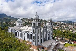 InterContinental Tegucigalpa at Multiplaza Mall