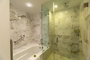 InterContinental Tegucigalpa at Multiplaza Mall