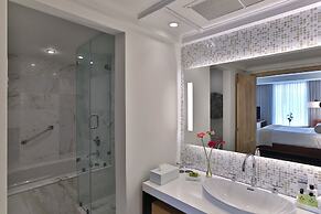 InterContinental Tegucigalpa at Multiplaza Mall