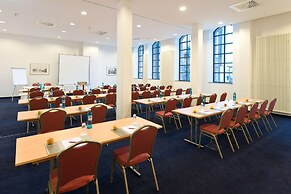 Offenbach Plaza Hotel