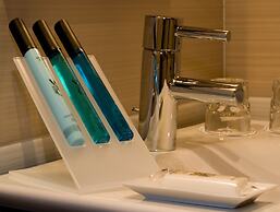 WHO - Windsor Hotel Opera