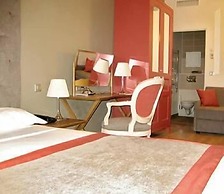 WHO - Windsor Hotel Opera