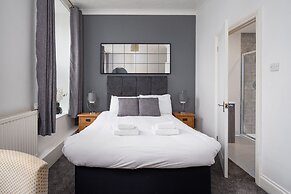 Boars Head Hotel