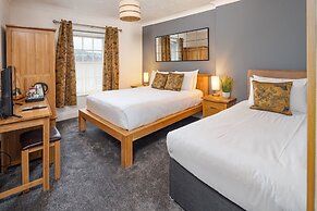 Boars Head Hotel