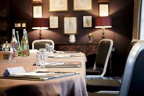 Bear of Rodborough Hotel