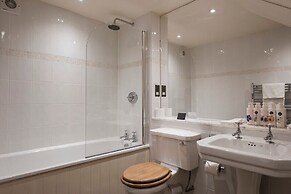 Bear of Rodborough Hotel