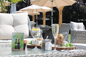 Bear of Rodborough Hotel