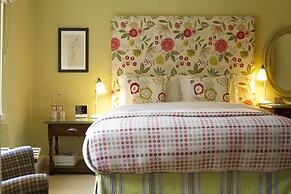 Bear of Rodborough Hotel