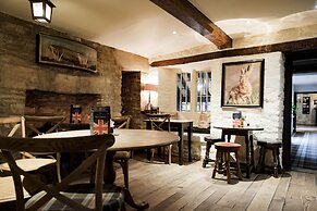 Bear of Rodborough Hotel