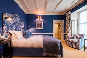 Bay Tree Hotel