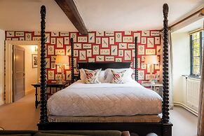 Bay Tree Hotel