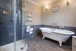 Cringletie House Hotel