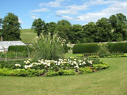 Cringletie House Hotel