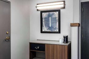 Hyatt Place Atlanta / Cobb Galleria
