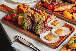 Grand Copthorne Waterfront