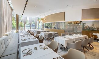 Grand Copthorne Waterfront