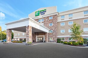 Holiday Inn Express & Suites - North Carmel / Westfield by IHG
