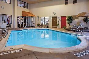 Comfort Suites State College near Penn State