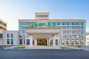 Holiday Inn Zhengzhou by IHG