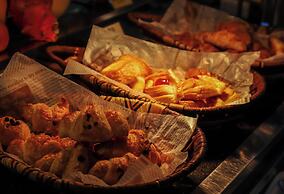 Holiday Inn Zhengzhou by IHG