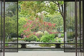 Holiday Inn Zhengzhou by IHG