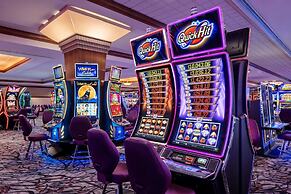 Harrah's Joliet Casino & Hotel - A Caesars Rewards Destination