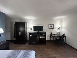 AmericInn by Wyndham Menominee