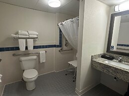 AmericInn by Wyndham Menominee