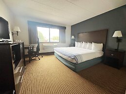 AmericInn by Wyndham Menominee