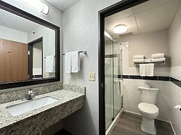 AmericInn by Wyndham Menominee