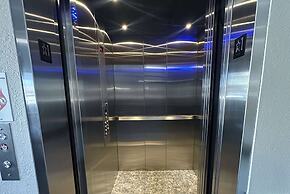 AmericInn by Wyndham Menominee