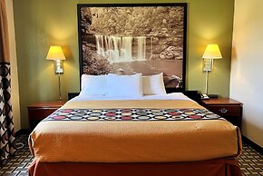 Super 8 by Wyndham Madison IN
