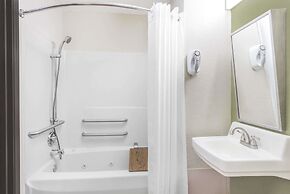 Super 8 by Wyndham Madison IN