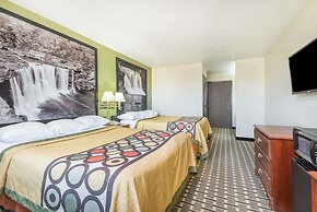 Super 8 by Wyndham Madison IN