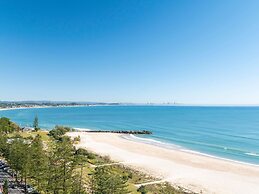 Mantra Coolangatta Beach