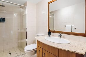 Mantra Coolangatta Beach