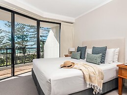 Mantra Coolangatta Beach