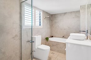 Mantra Coolangatta Beach