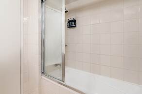 Mantra Coolangatta Beach