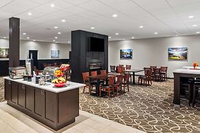 Best Western Plus Pitt Meadows Inn & Suites