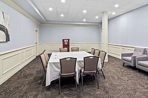 Best Western Plus Pitt Meadows Inn & Suites