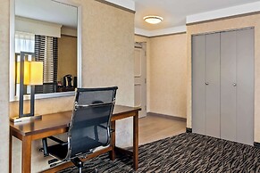 Best Western Plus Pitt Meadows Inn & Suites