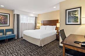 Best Western Plus Pitt Meadows Inn & Suites