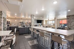 SureStay Plus Hotel by Best Western Coralville Iowa City