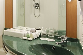 ibis Auckland Ellerslie