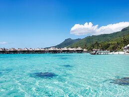 Sofitel Kia Ora Moorea Beach Resort