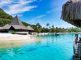 Sofitel Kia Ora Moorea Beach Resort