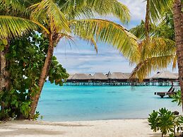 Sofitel Kia Ora Moorea Beach Resort