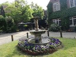 Howfield Manor Hotel
