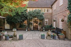 Howfield Manor Hotel